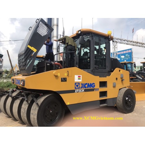 Xe lu lốp Asphalt XCMG 26-30 tấn 